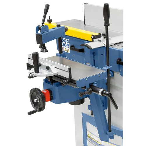 The mortising unit is ideal for drilling deep 
holes, dowels and oblique holes etc.