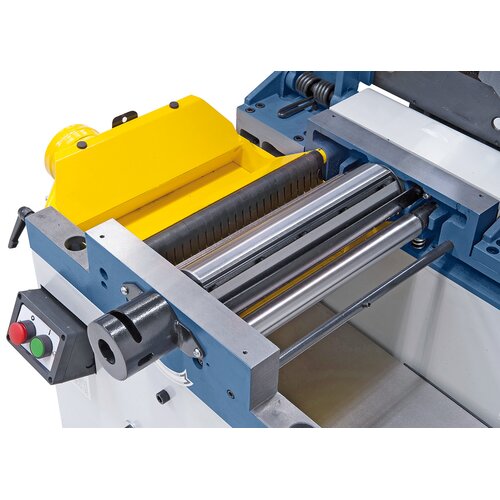 The solid planing unit features a 
precisely bedded 3-knife cutterblock 
to guarantee best results. 