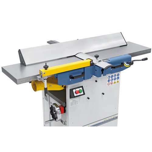 The large surface of the aluminium planing fence allows absolute accuracy when 
processing large, heavy workpieces. 