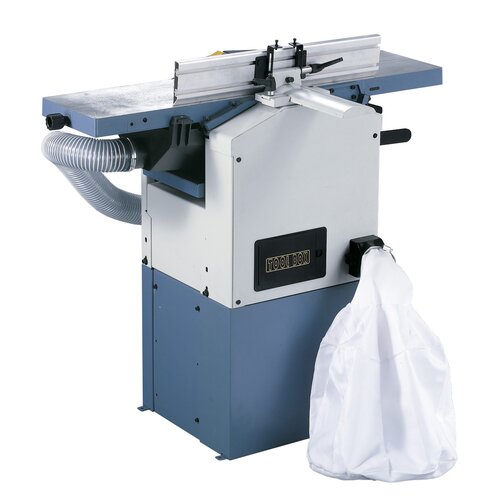 Serially equipped with integrated dust extractor and filter bag.