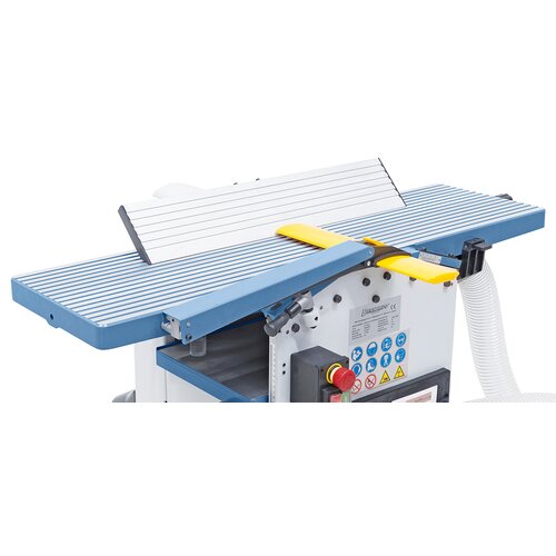 The machine is equipped with many safety devices to eliminate the risk of accidents.