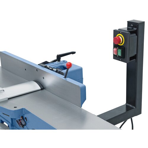 Serially equipped with On/Off switch according to IP 54 including undervoltage release.