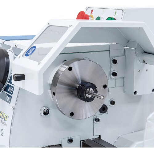 The collet chuck ER 25 guarantees high concentricity when clamping workpieces, clamping range 1 - 16 mm. 
