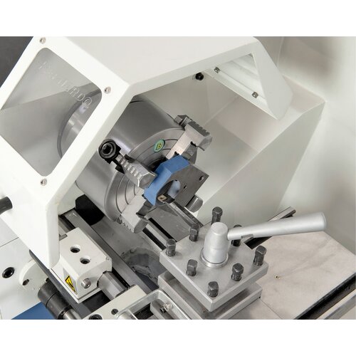 Independent chuck 160 mm for clamping of irregular shaped workpieces. (optional)