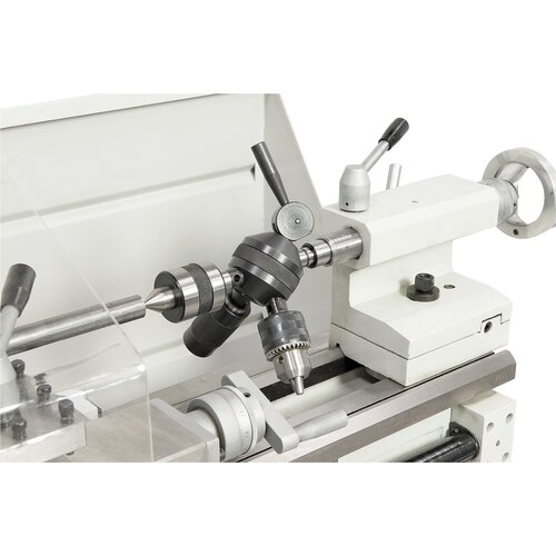 The machine can be equipped with a revolving tailstock turret to increase productivity.