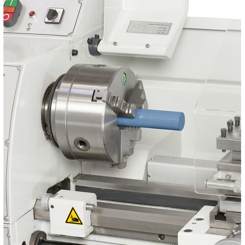 Comes complete with 38 mm spindle bore to allow processing of workpieces with a large shaft diameter