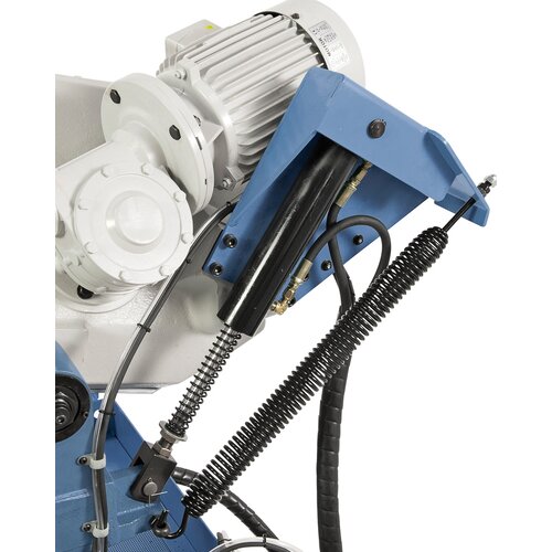 Serially equipped with hydraulic cylinder for sensitive lowering of the saw frame.