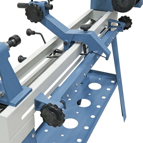 Part of the standard equipment is a copying device for efficient copying of original parts or templates.