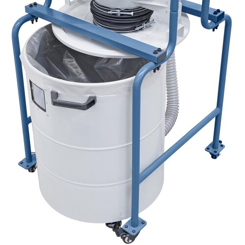 The extendable collecting 
vessel allows a quick and 
easy discharging of the 
waste bag.