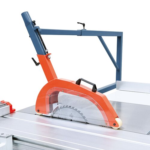 The protective cover with integrated dust outlet sits on the riving knife. Scoring unit as standard.