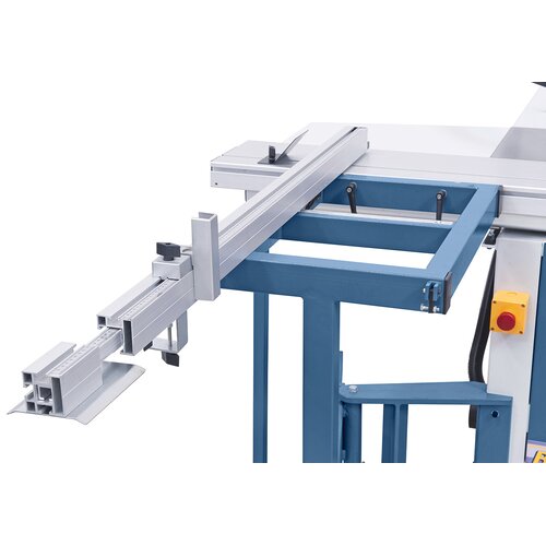 Extractable telescopic fence, mountable at front and rear of square table.