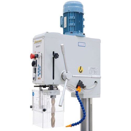 Ergonomically arranged handles guarantee smooth spindle feed.