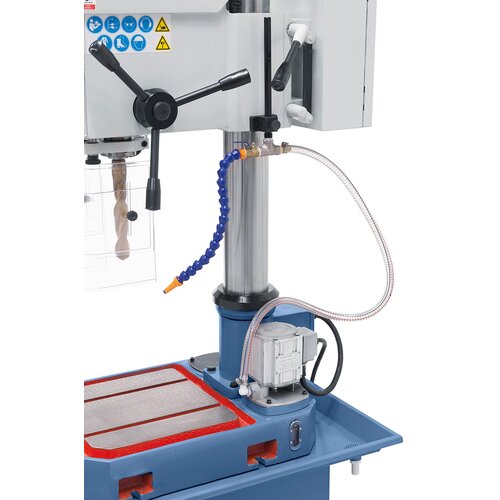 Solid and large machine base features T-slots. Picture show GB 30 T with coolant device