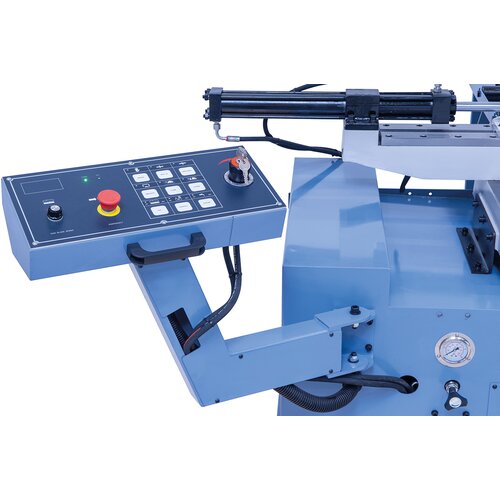 Ergonomically arranged control panel on front of the machine guarantees comfortable work environment. 