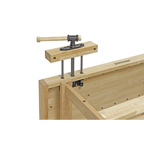 French left jaw features spindle with trapezoidal thread and parallel rod guide