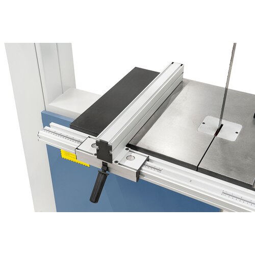 Tope de aluminio fácilmente  ajustable con fijación rápida, lectura de la escala milimétrica  a través de una lupa