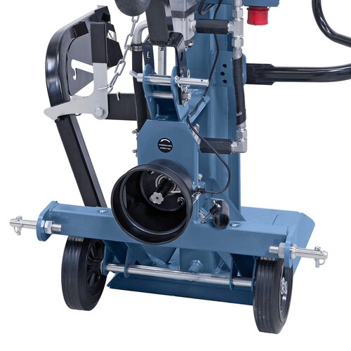 Serially with three-point attachment
according to cat I/II and pins