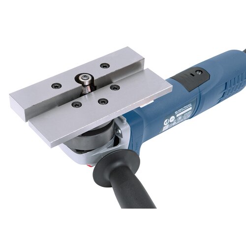 Robust guide rail, ideal guidance on the workpiece.