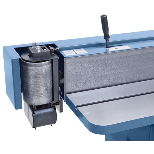 Oscillating sanding unit features stroke of 10 mm.