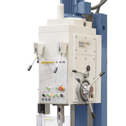 Clearly arranged drill head features various switches and control elements