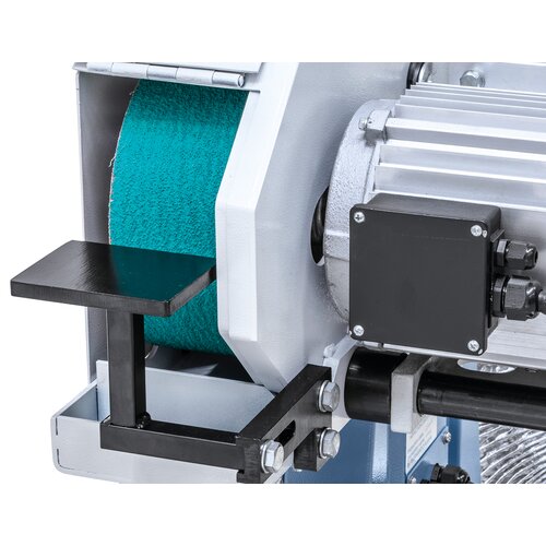 Bakside med støtte for arbeidsstykket