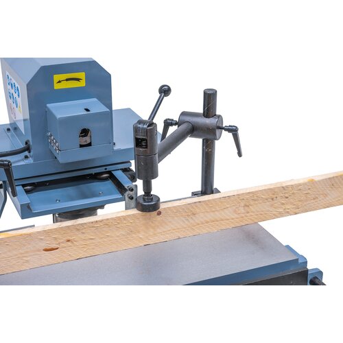 Complete with eccentric holder to allow secure fastening of workpiece.