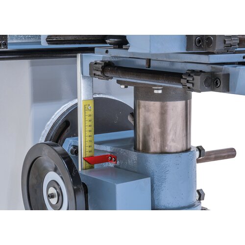 Set height of work table can  be read out on scale.