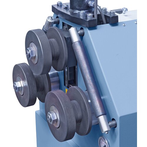 Standard roll set suitable for  bending a wide variety of profiles.