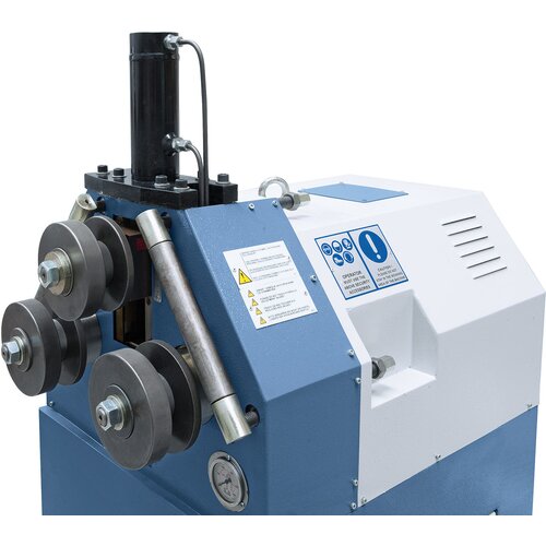 Standard roll set suitable for bending a wide variety of profiles.