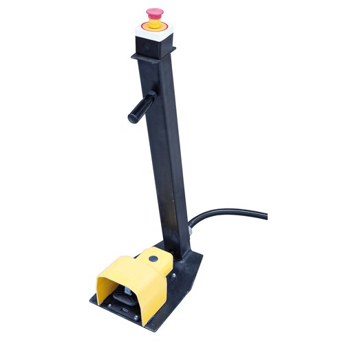 Bedienung mittels Fußpedal, daher beide Hände frei für das Werkstück.