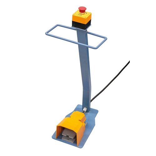 Bedienung mittels Fußpedal, daher 
beide Hände frei für das Werkstück.