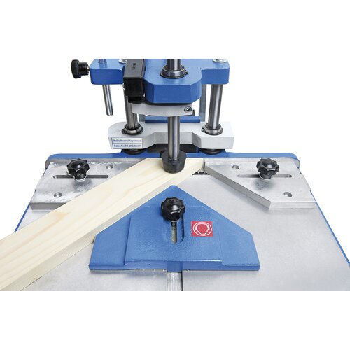 Adjustable fences for optimal positioning and clamping ofworkpiece come standard.