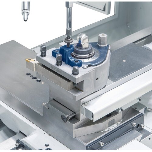 To raise efficiency the machine is equipped with a quick change tool post holder