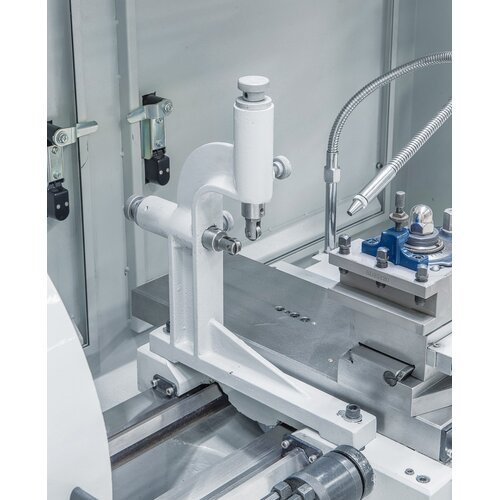 The follow rest eliminates bending of thin arbors.