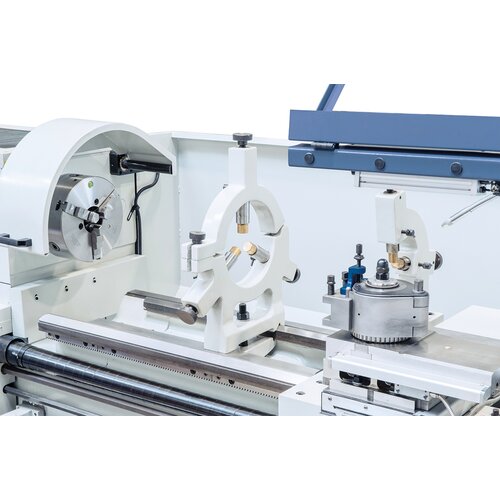 Steady rest with bronze guiding supports long workpieces