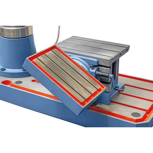 Picture shows optionally available horizontal swivel table.