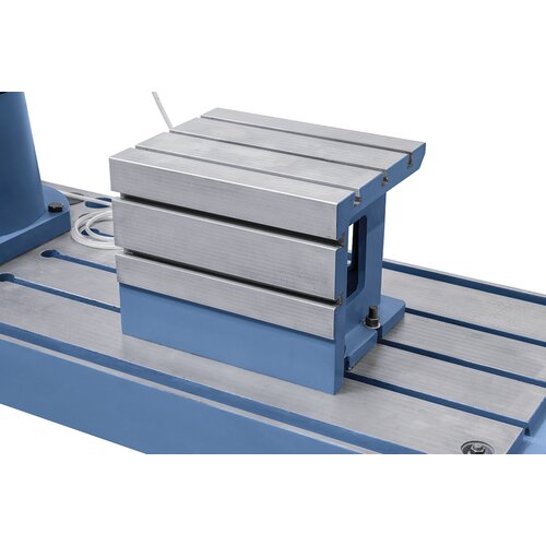 High-quality, box table with 5  T-slots, as standard accessory 