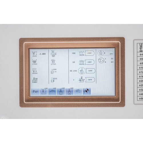 All settings are made directly on the large touchscreen display