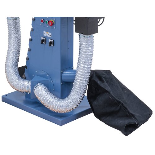 În fabricaţie de serie echipat cu  dispozitiv de aspirare integrat  inclusiv sac filtru