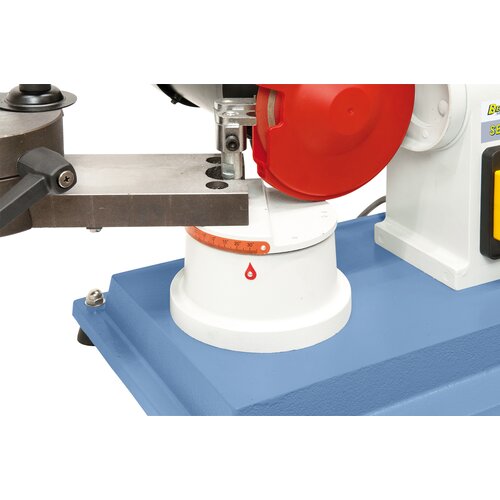 Adjustable rotating assembly ring for sharpening of most common sawblades.