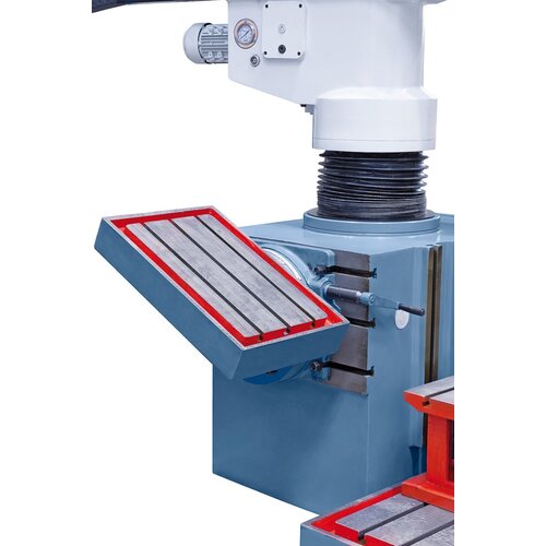 The tiltable table (-50° to +50°) increases the variety of applications.