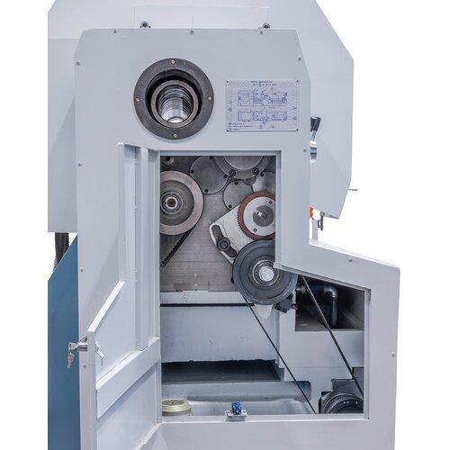 Den hærdede hovedspindel med 130 mm spindelboring er lejret på koniske rullelejer og radiale rullelejer.