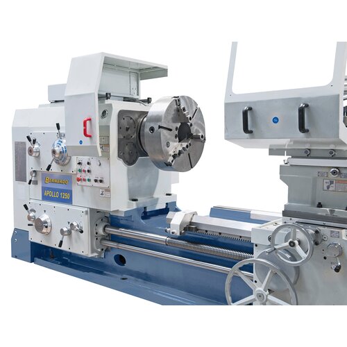 Optional available: 3-jaw chuck 
Ø 630 mm with mounting plate