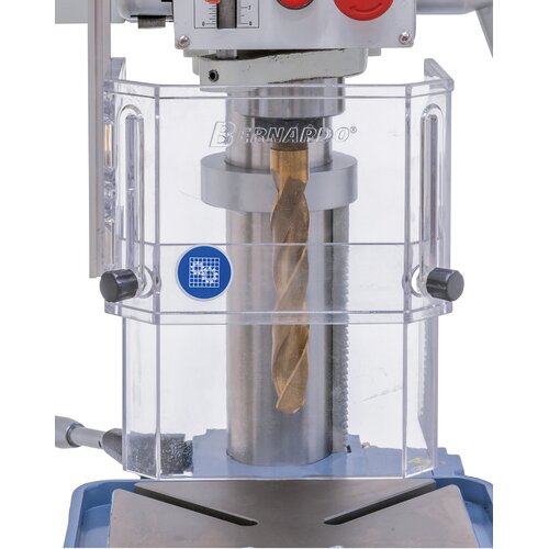 Height adjustable chuck guard and micro switch guarantees  high safety standards.