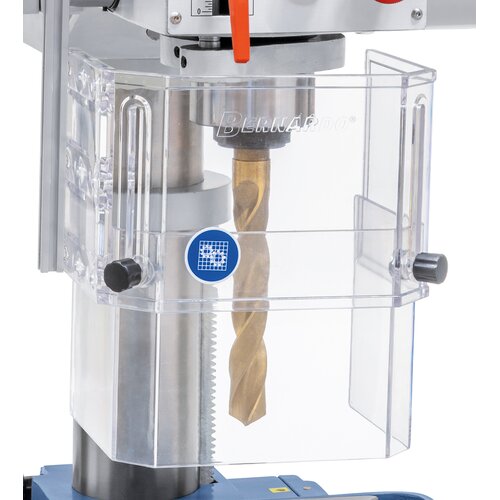 Height adjustable chuck guard and micro switch guarantees  high safety standards.