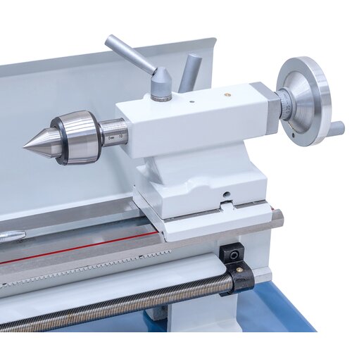 Tailstock (MT 2) can be adjusted for taper turning. 