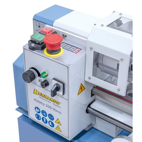 The steplessly adjustable spindle is serially equipped with left and right turning.