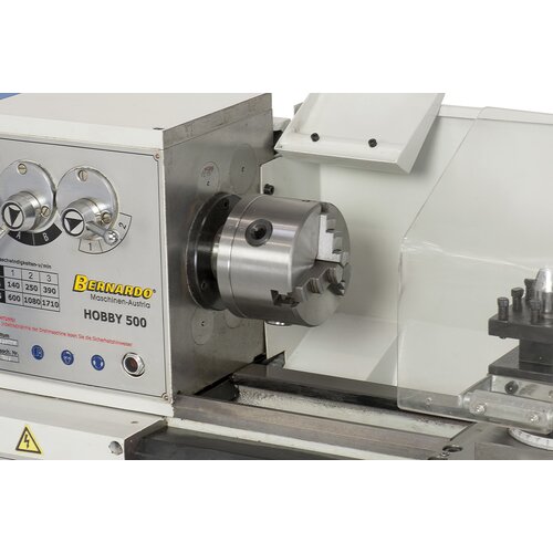 3-jaw chuck 100 mm with hard inside and hard outisde solid jaws as standard equipment.