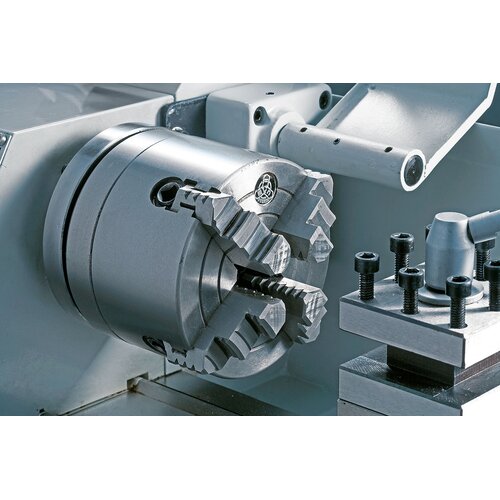 Independent chuck 100 mm ideal for clamping of asymmetric workpieces.(optional)