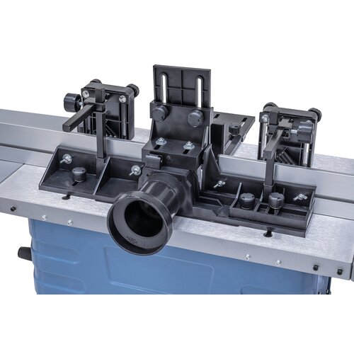 Serienmäßig mit Absaugstutzen  diam. 100 mm.